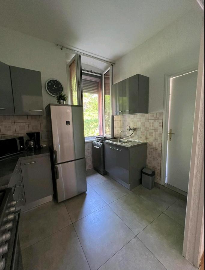 Apartment Eva Pula Exterior photo
